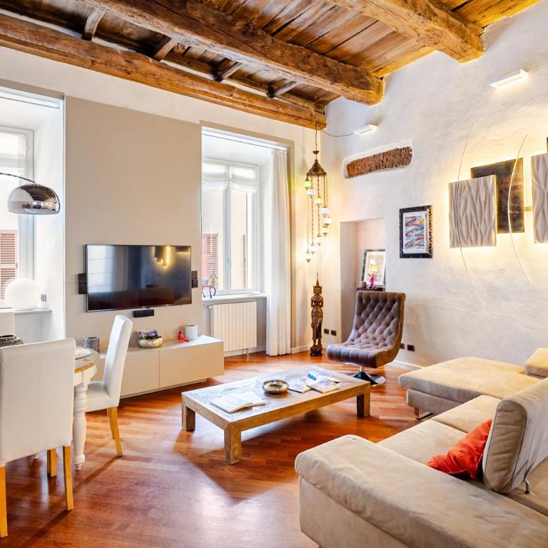 Kindness Art Apartment Arona Historic Center 110sqm Private Parking - Appartamento con 2 Camere da Letto - 3