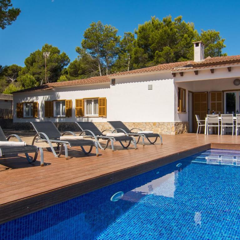 Villa Anglesos - Villa with Private Pool - 39