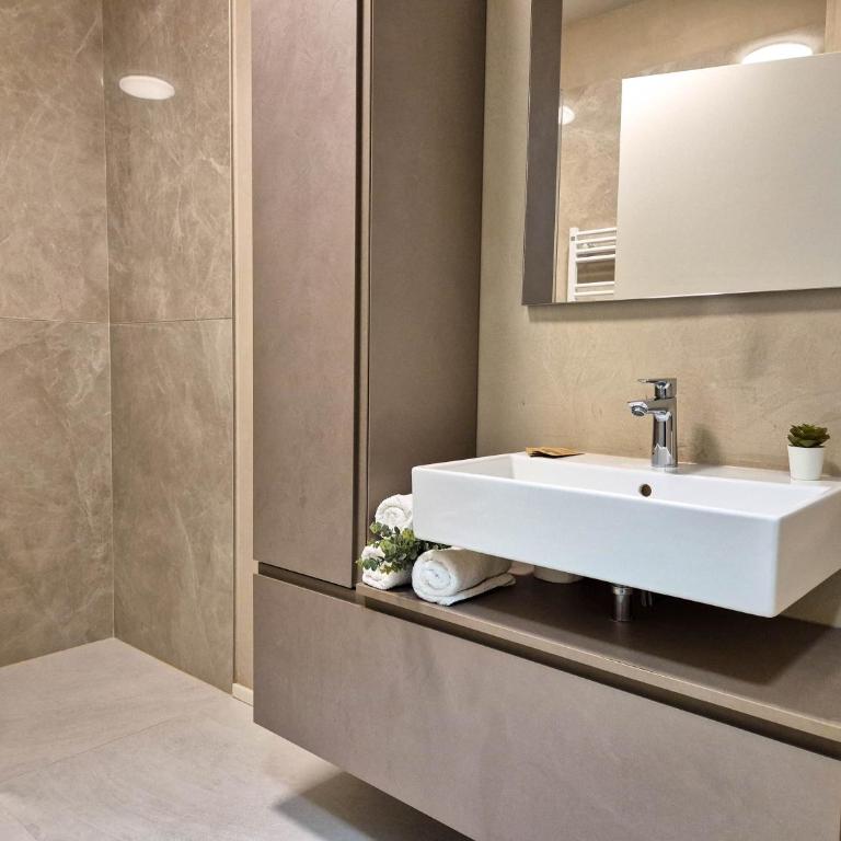 Piazzetta Signori By Case al Lago - Appartamento - 10