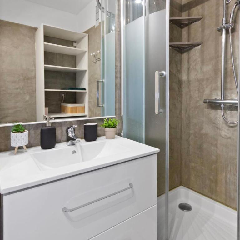 Le Palmier - City centre - Parking - Quiet - Sea - Estudio - 8