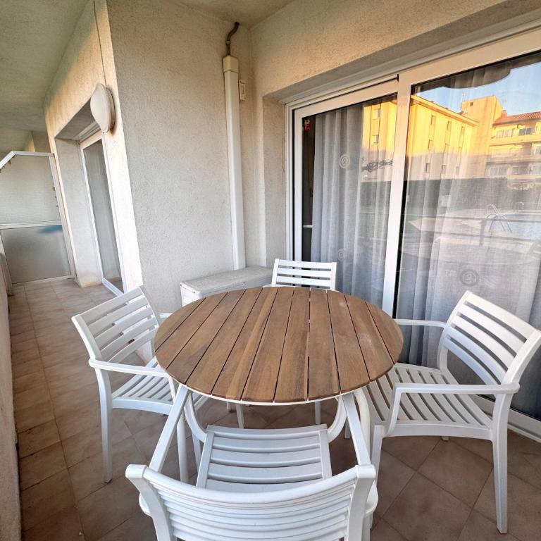 El Foraió - One-Bedroom Apartment with Pool View - 6