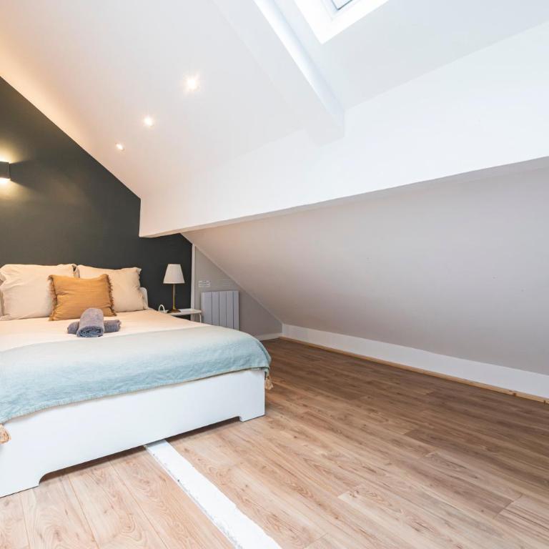Loft des Moissons - central and double parking - Three-Bedroom Apartment - 21