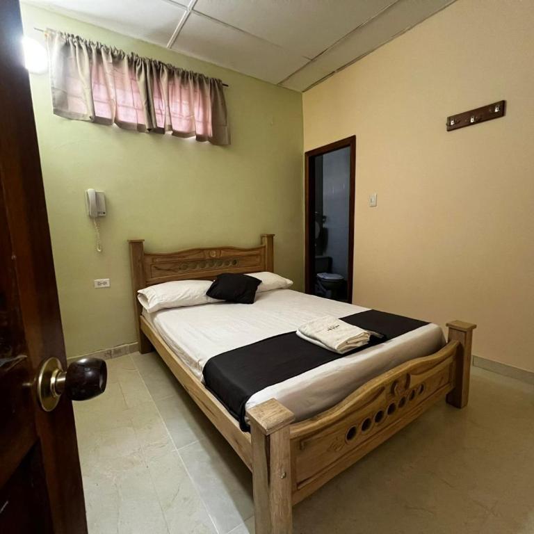 Hotel Don Fermin - Habitación Doble con baño privado - 3