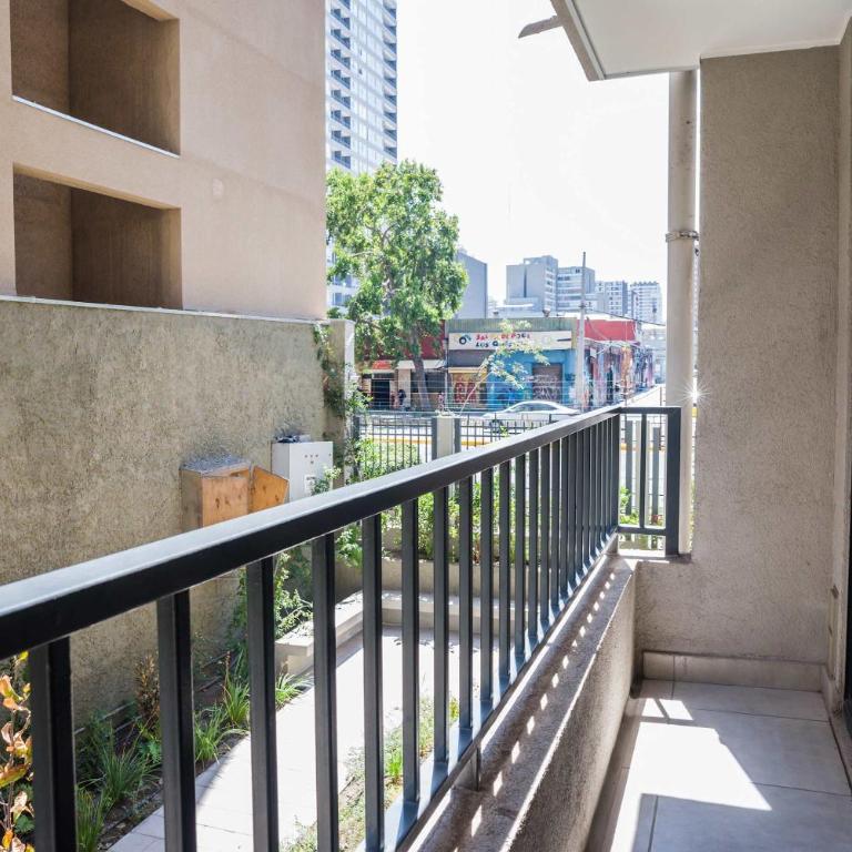 Stylish 2BR in Santiago with Balcony 5 guests - Apartment - 2