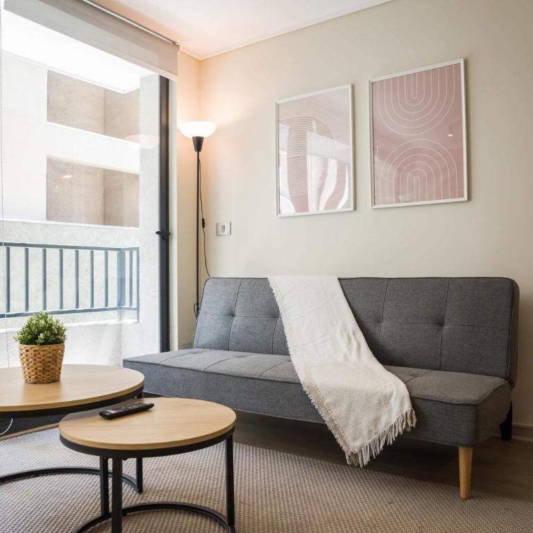Stylish 2BR in Santiago with Balcony 5 guests - Apartment - 6