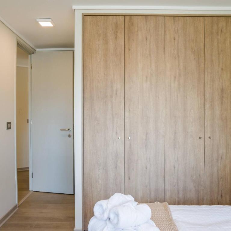 Stylish 2BR in Santiago with Balcony 5 guests - Apartment - 9