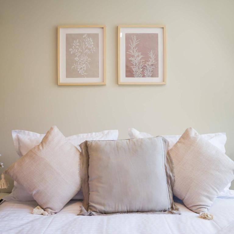 Stylish 2BR in Santiago with Balcony 5 guests - Apartment - 10