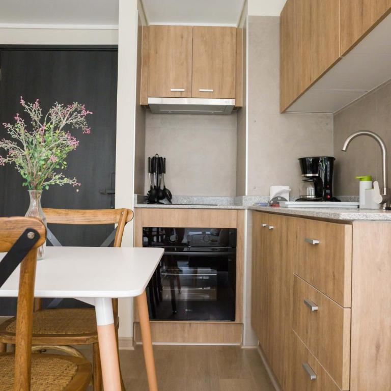 Sleek Santiago Retreat City Views Sleeps 3 - Apartment - 7