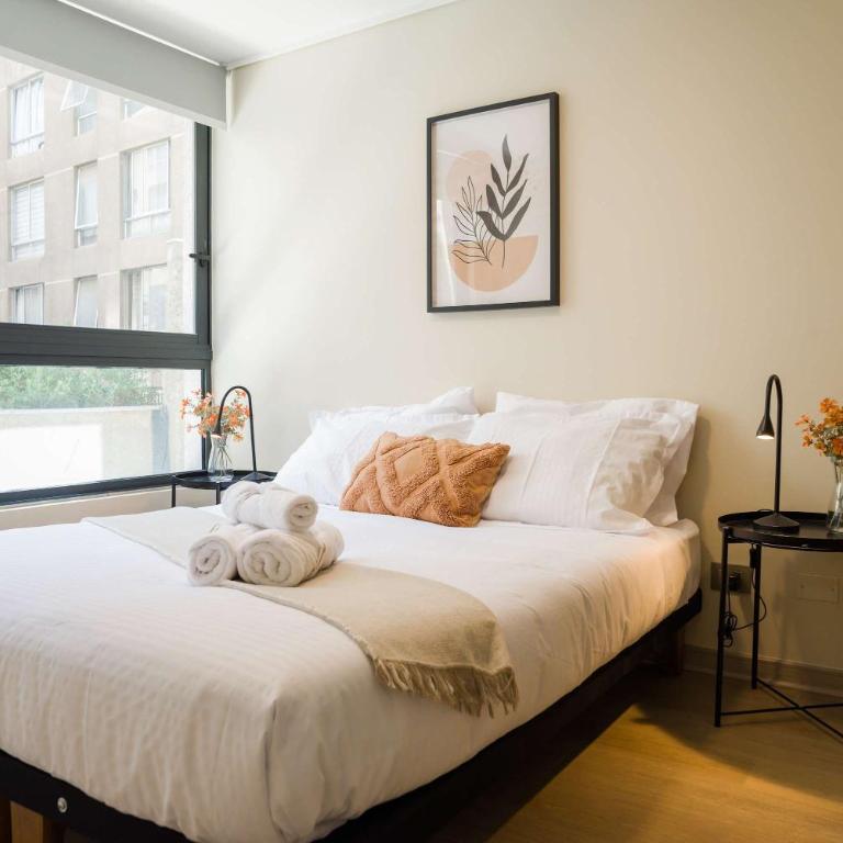 Sleek Santiago Retreat City Views Sleeps 3 - Apartment - 19