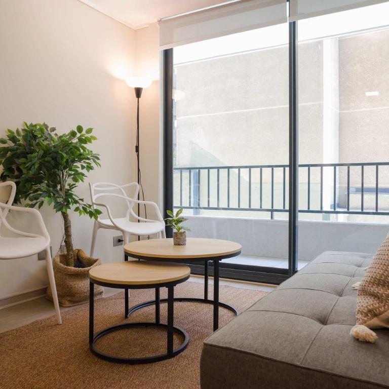 Chic 2BR Apt in Santiago with views 5 Guest - Apartment - 35