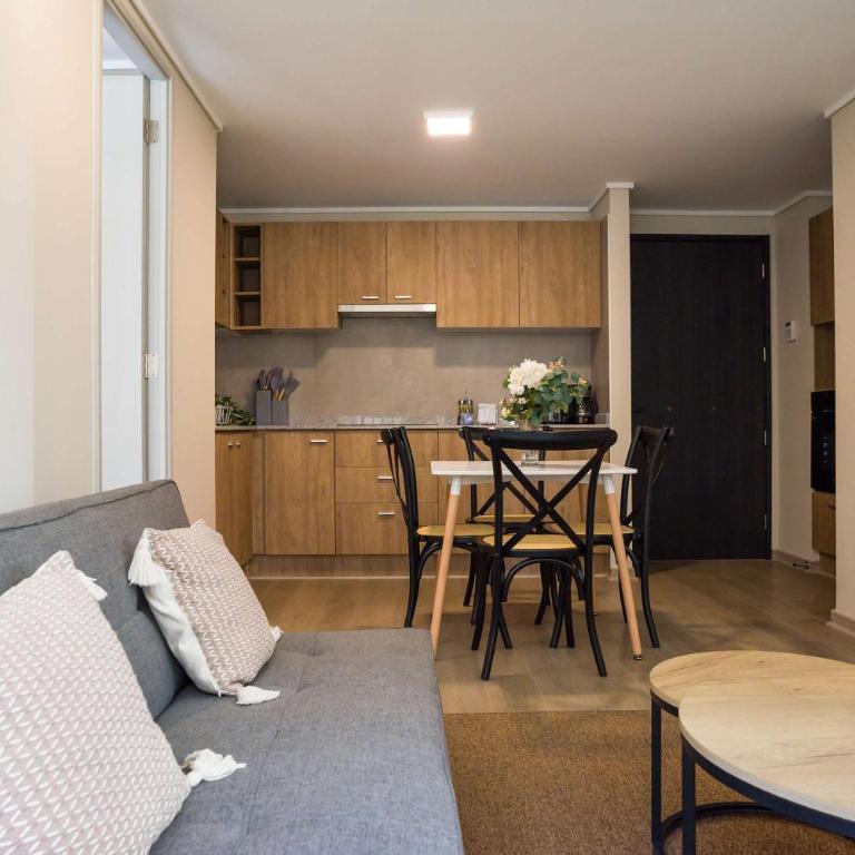 Chic 2BR Apt in Santiago with views 5 Guest - Apartment - 40