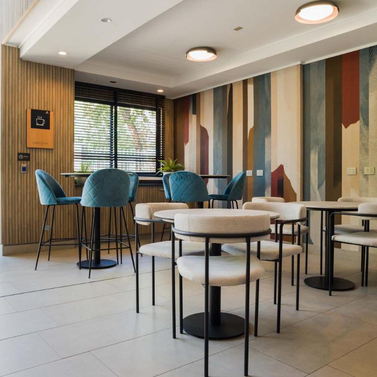 Chic 2BR Apt in Santiago with views 5 Guest - Apartment - 57