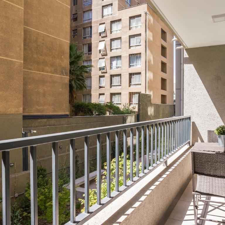 Modern 2BR2BA Apartment in Downtown Santiago - Apartment - 4