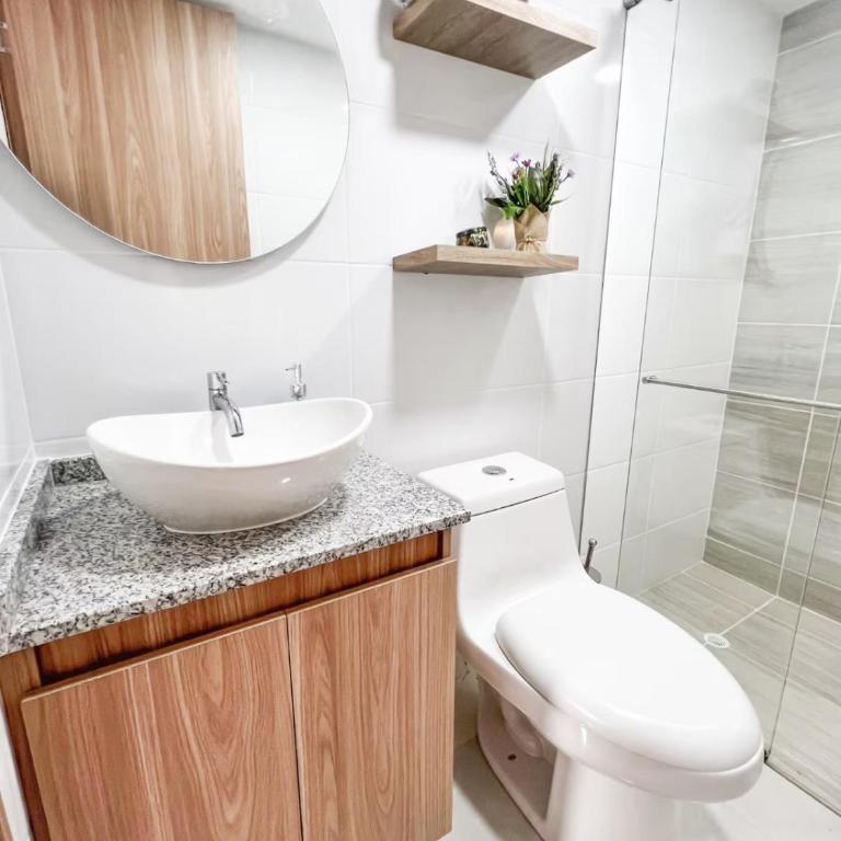 Moderno Apto 2 Hab con Aire y Ubicación Top - Apartamento de 3 dormitorios - 11
