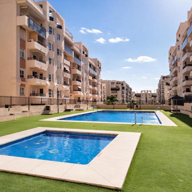 Teatinos Málaga - 4BR Family & Business Stay - Apartamento Deluxe de 4 dormitorios - 1