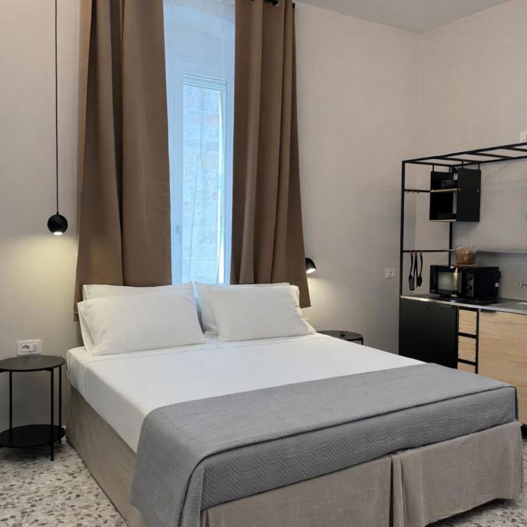 Bari LandLord 15 - Camera Tripla Comfort - 13