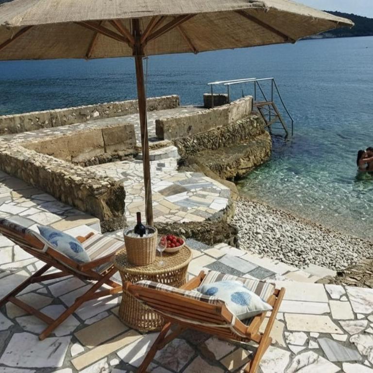 Beach House Kruče - Apartman sa 2 Spavaće Sobe, Balkonom i Pogledom na More - 8