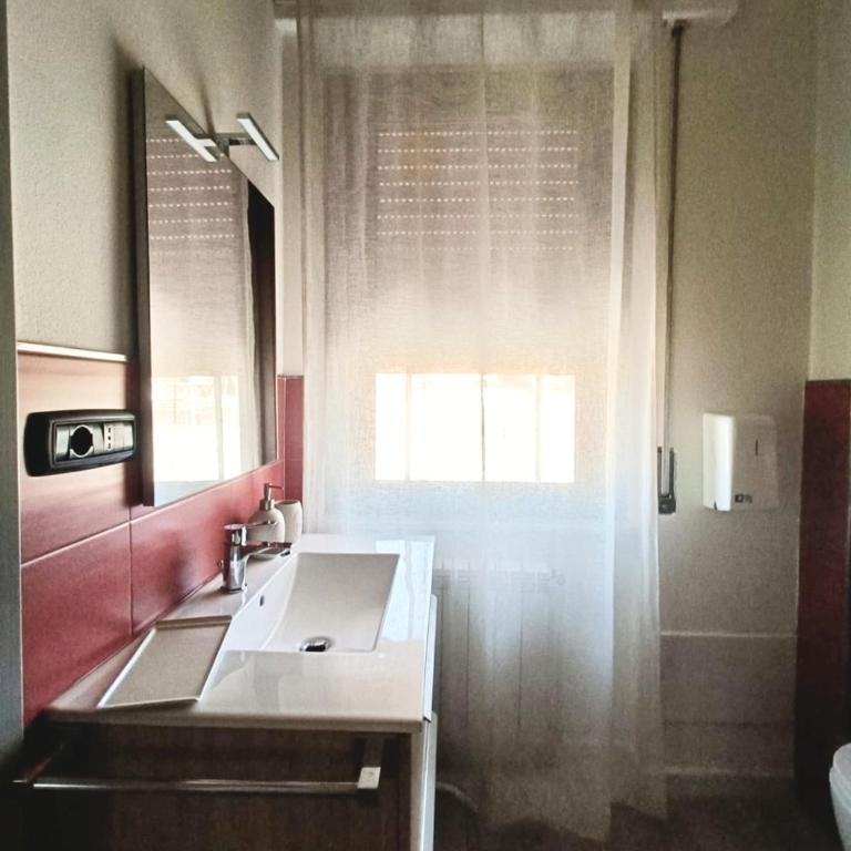 Redroom-house - Camera Matrimoniale - 11
