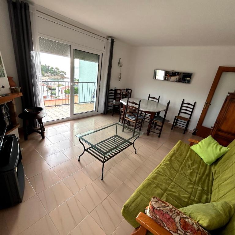GRIFEU - Apartamento de 2 dormitorios - 4