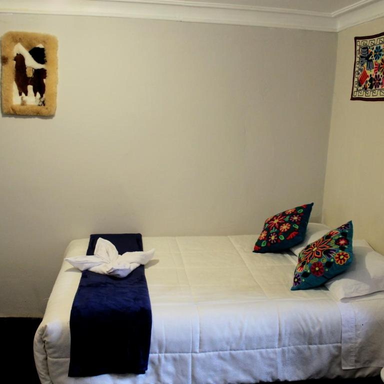 WARM AND CENTRAL HOUSE WITH SPECTACULAR VIEW OF CUSCO - Habitación Doble - 2 camas - 43