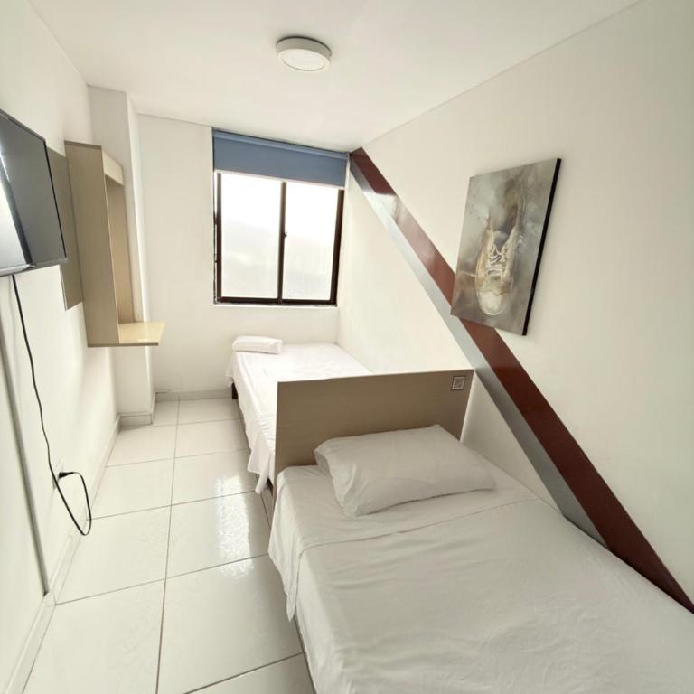Hotel California Blue Manizales - Habitación Doble Estándar - 2 camas - 5