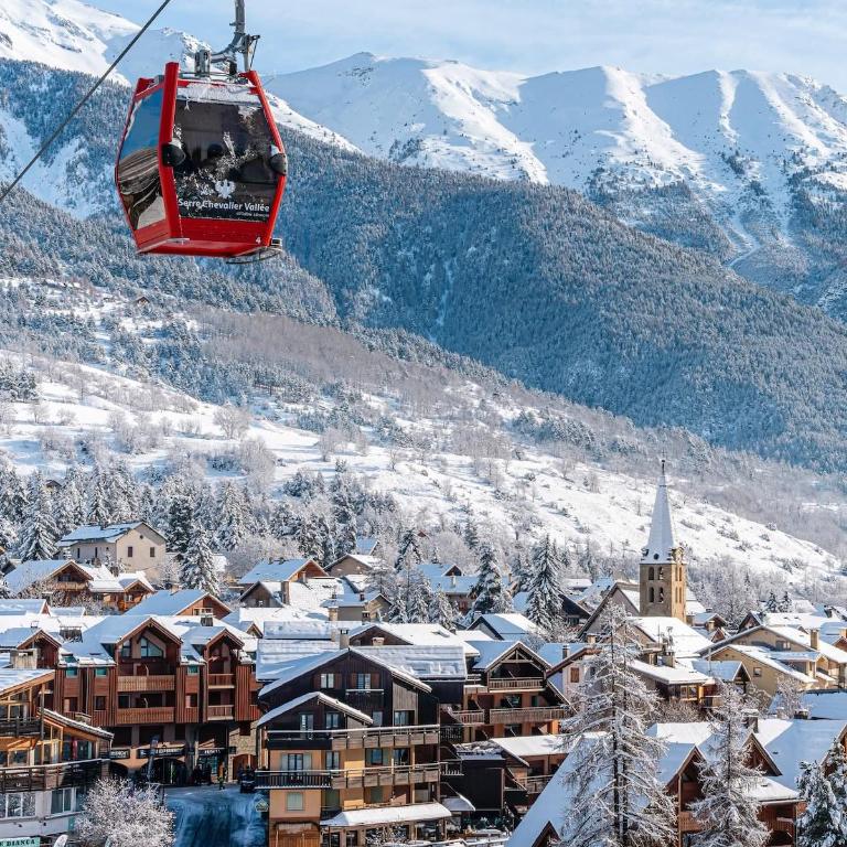 Duplex familial 7 à 8 pers - 3 chambres - Serre-Chevalier - Alpes - France - Appartement 3 Chambres avec Vue sur la Montagne - 63