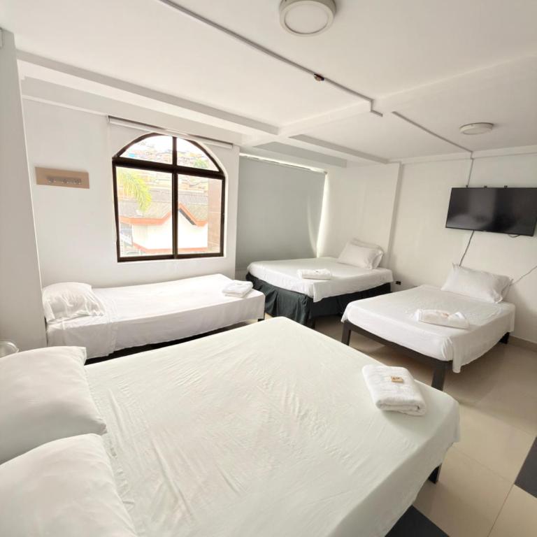 Hotel California Blue Manizales - Habitación Familiar - 1