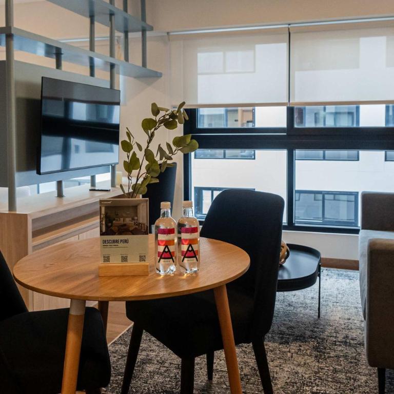 Deluxe Loft in the Heart of Miraflores - Apartment - 4
