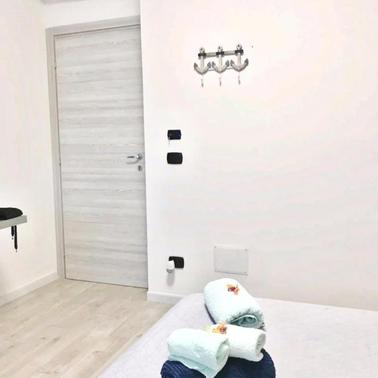 Redroom-house - Ampia Camera Matrimoniale - 6
