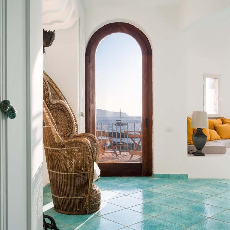 AMORE RENTALS - Villa La Torre - Villa Fronte Spiaggia - 40