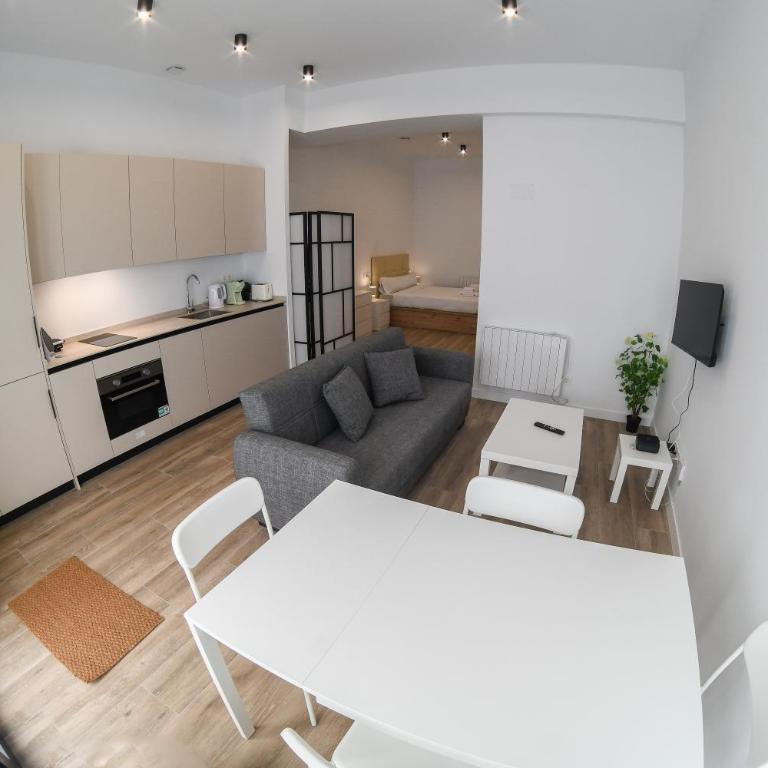 The Matadors Retreat - One-Bedroom Apartment - 1