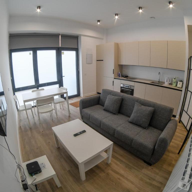 The Matadors Retreat - One-Bedroom Apartment - 24