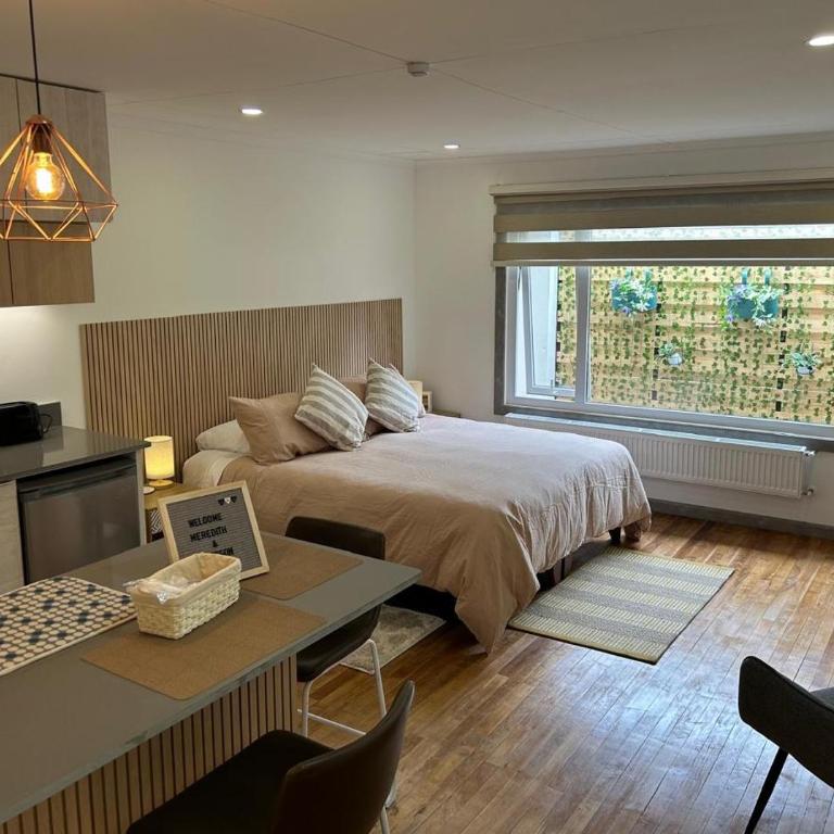 Next Door - One-Bedroom Apartment - 1