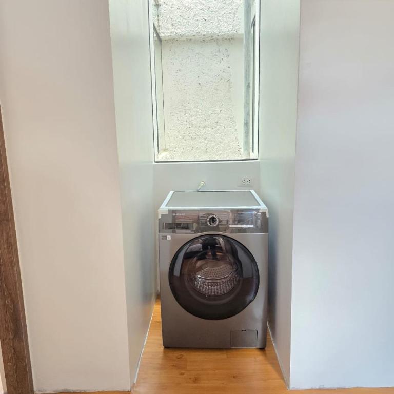 janice house - One-Bedroom Apartment - 4