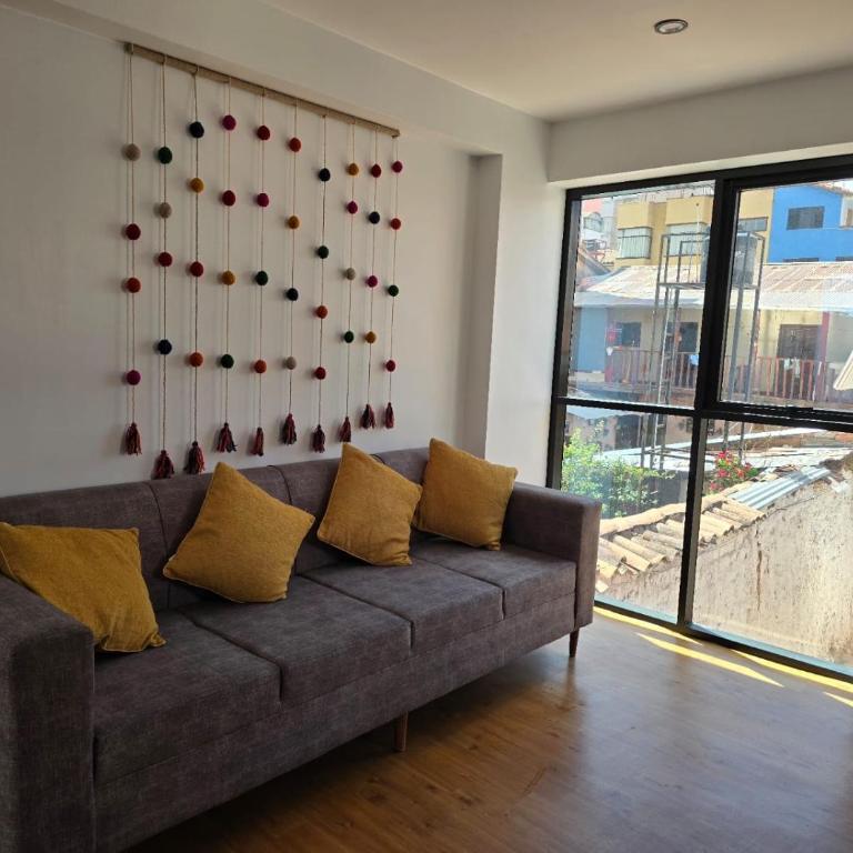janice house - One-Bedroom Apartment - 1