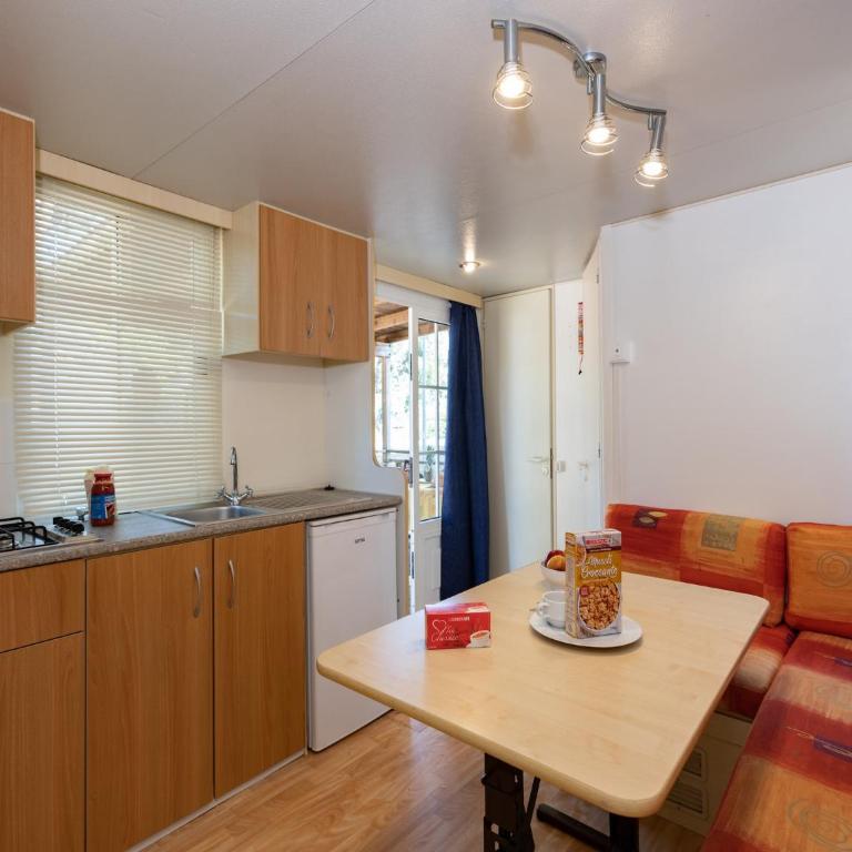 great mobile home in Cesenatico - Casa Mobile con 2 Camere da Letto - 8