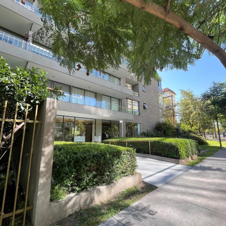 Moderno y Exclusivo en Las Condes, Piscina, Gym y Parking Privado - One-Bedroom Apartment - 3