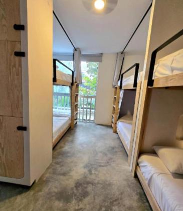 HOM Hostel Boutique - Bed in 6-Bed Female Dormitory Room - 6