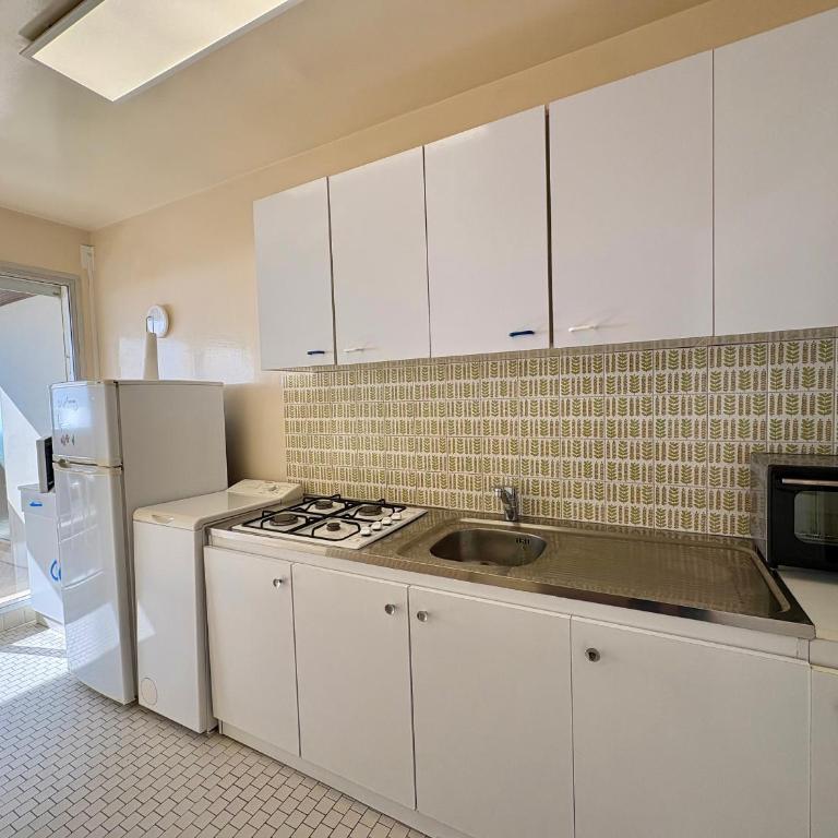 Studio alcôve à Saint Jean de Monts avec balcon et garage, proche plage - FR-1-323-417 - Studio - 11