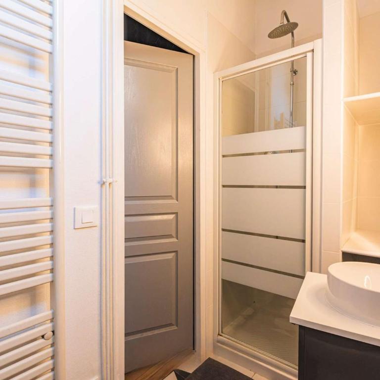 Appartement Lumière Hypercentre avec Wi-Fi à Reims - FR-1-870-14 - Appartamento - 10