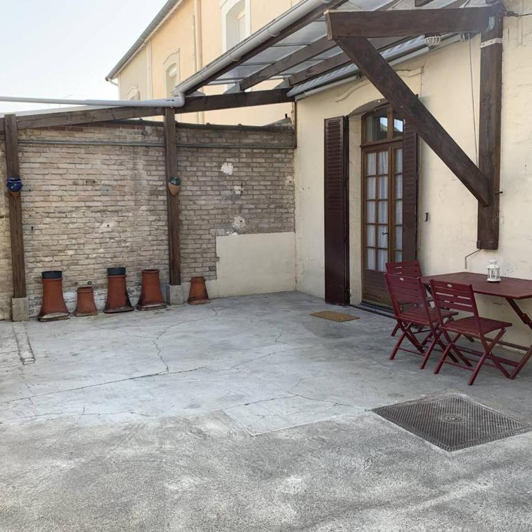 Location Conviviale à Reims avec Parking et Terrasse privée - FR-1-870-19 - Appartamento - 16