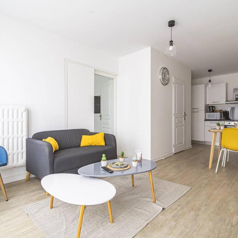 Appartement Lumineux avec WiFi au Cœur de Reims - FR-1-870-25 - Appartamento - 3