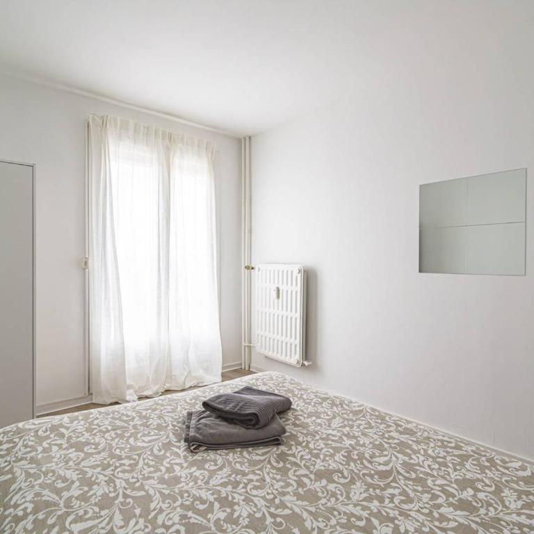Appartement Lumineux avec WiFi au Cœur de Reims - FR-1-870-25 - Appartamento - 20