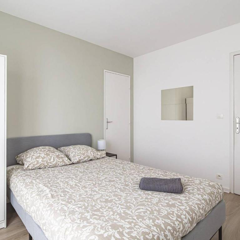 Appartement Lumineux avec WiFi au Cœur de Reims - FR-1-870-25 - Appartamento - 22