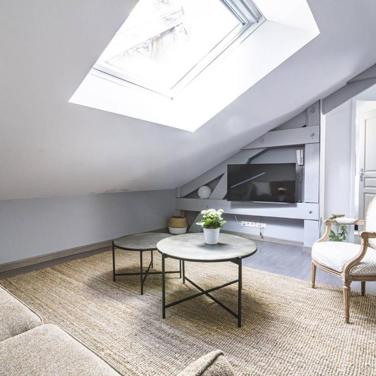 Appartement Chic à Reims, Confort & Élégance - FR-1-870-28 - Apartamento - 4