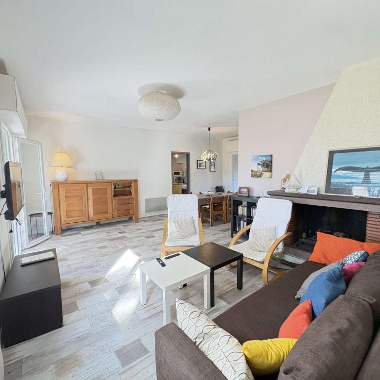 Villa rénovée à 800m plage - 7 pers. - FR-1-831-18 - Villa - 3