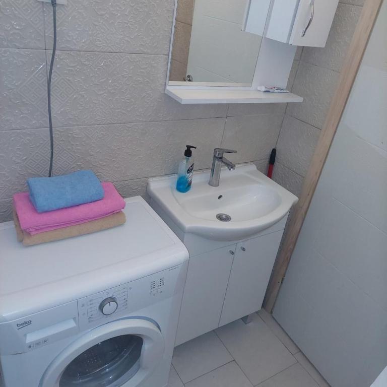 Podgorica apartment Sun - Room #1587239601 - 10