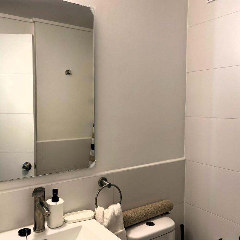 Condominio Beauchef 1916 - Studio Apartment with Balcony - 11