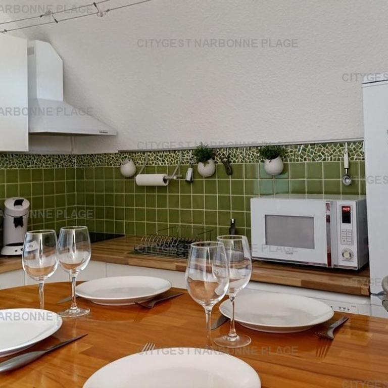Appartement charmant avec balcon, piscine - 5 pers. - FR-1-619-159 - Apartamento - 2