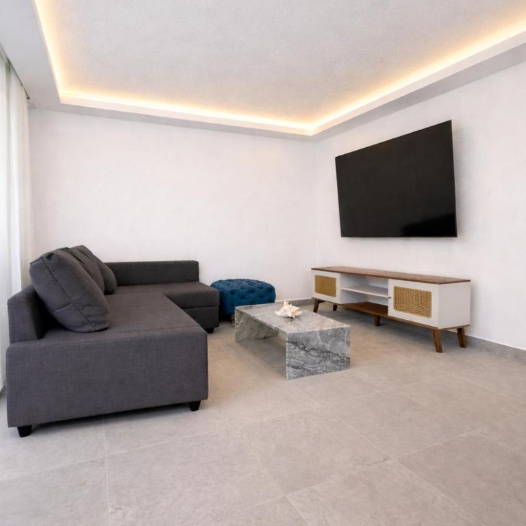 Comfortable villa in Diamante with private Jacuzzi - Three-Bedroom Villa - 24